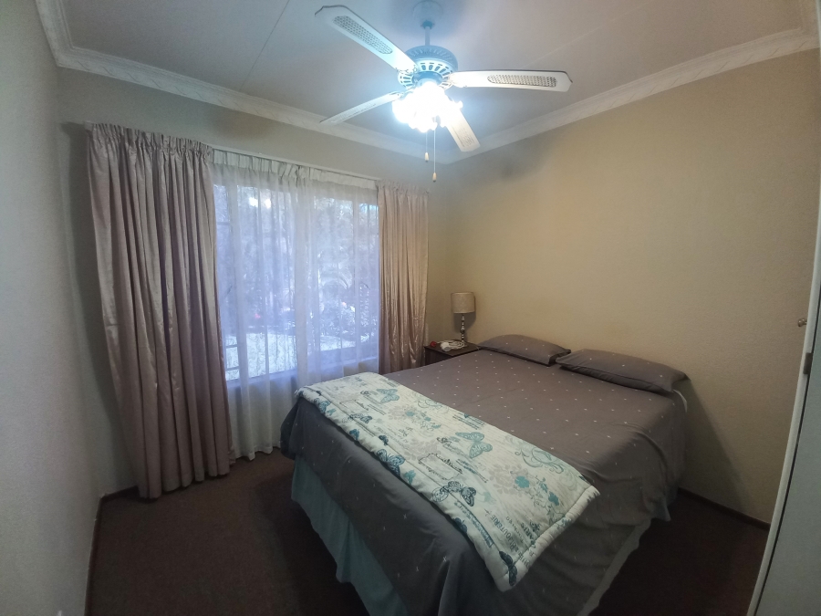 3 Bedroom Property for Sale in Safari Gardens North West